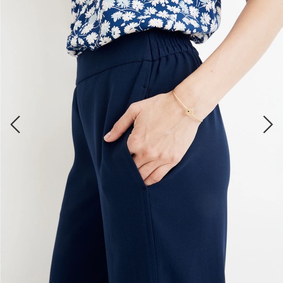 Madewell Tall Huston Pull-On Crop Pants in Dark Blue and Size Small - Picture 3 of 13